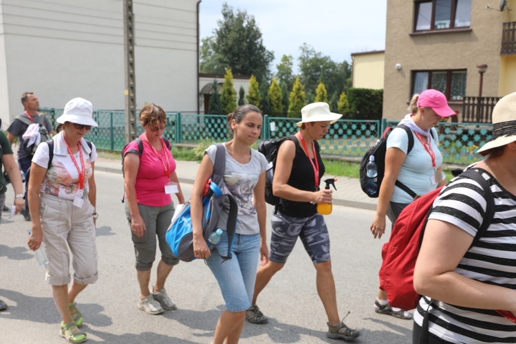 27. Pielgrzymka Cieszyńska na trasie - w Woźnikach - 2018