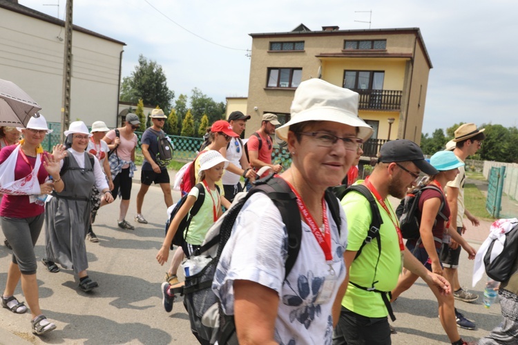 27. Pielgrzymka Cieszyńska na trasie - w Woźnikach - 2018