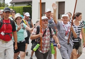 Cieszyńscy pielgrzymi szli uskrzydleni intencjami