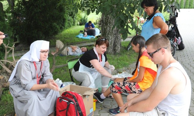 Cieszyńscy pielgrzymi szli uskrzydleni intencjami