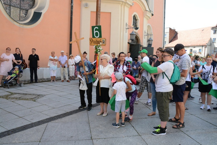 "Szóstka" zielona już w drodze