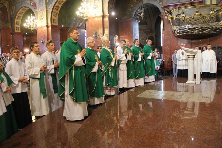 Bazylika w Piekarach ma nowego proboszcza 