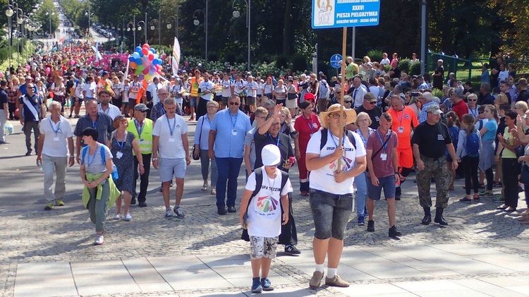 Pielgrzymi na Jasnej Górze