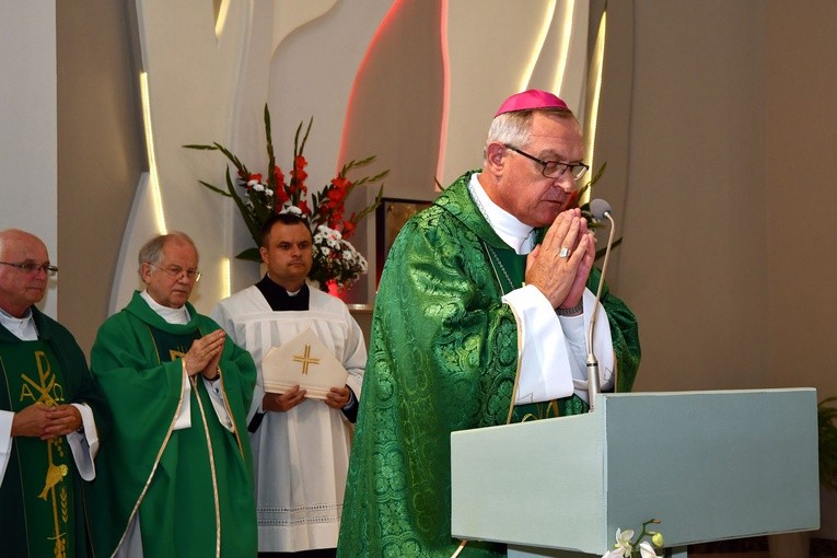 Błogosławieństwo witraży i organów w Kołobrzegu