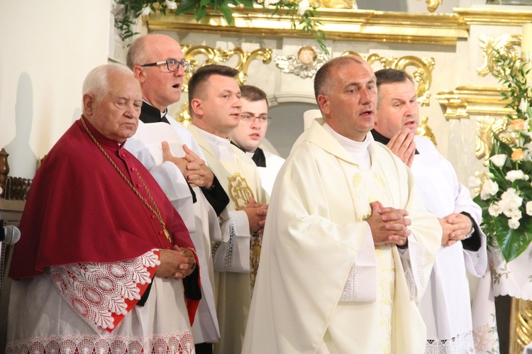 Konsekracja i poświęcenie w Wojakowej