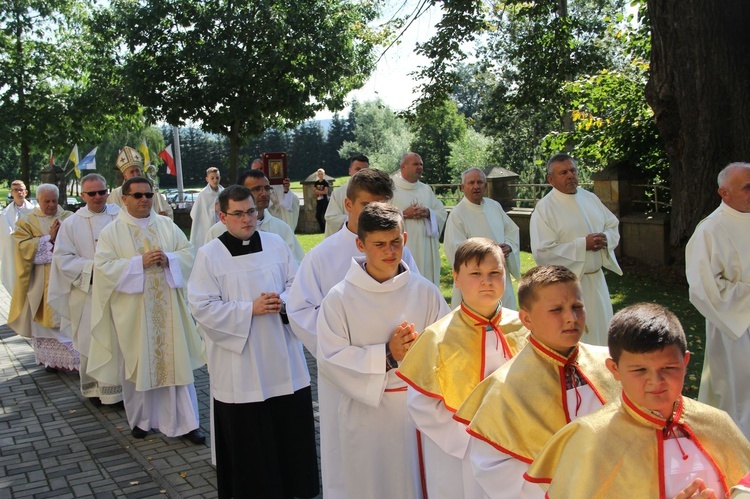 Konsekracja i poświęcenie w Wojakowej