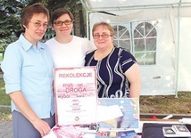Do udziału w dniu skupienia zachęcają siostry (od lewej): Donata Majka, Joanna Wojtasiewicz i Małgorzata Ryszka.