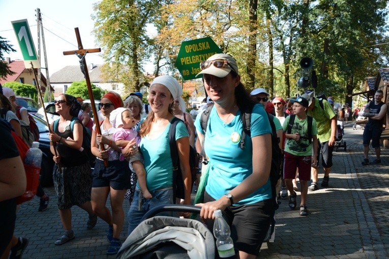 Woda lała się w Kamieniu Śląskim