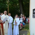 Pielgrzymkowa Eucharystia i tablica pamięci ks. Grzywocza