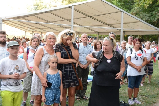 Pielgrzymkowa Eucharystia i tablica pamięci ks. Grzywocza
