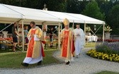 Pielgrzymkowa Eucharystia i tablica pamięci ks. Grzywocza