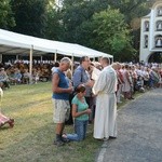 Pielgrzymkowa Eucharystia i tablica pamięci ks. Grzywocza