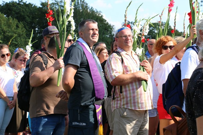 Wejście pielgrzymki radomskiej - jasnogórski szczyt i kaplica Cudownego Obrazu