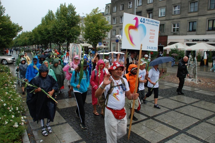 Pielgrzymi dotarli do Częstochowy