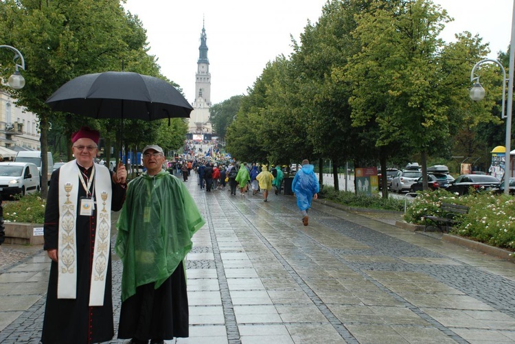 Pielgrzymi dotarli do Częstochowy