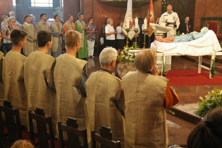Zaśnięcie Najświętszej Maryi Panny w Piekarach Śl.