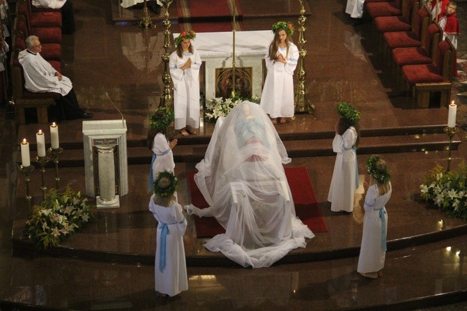 Zaśnięcie Najświętszej Maryi Panny w Piekarach Śl.