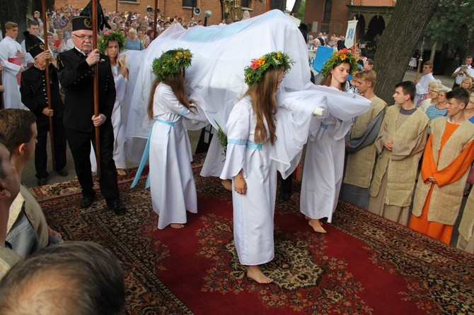 Zaśnięcie Najświętszej Maryi Panny w Piekarach Śl.