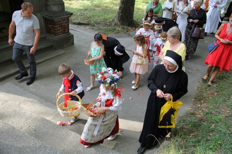 Zaśnięcie Najświętszej Maryi Panny w Piekarach Śl.