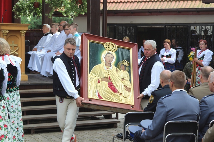 Święto Wojska Polskiego w bazylice w Rychwałdzie - 2018