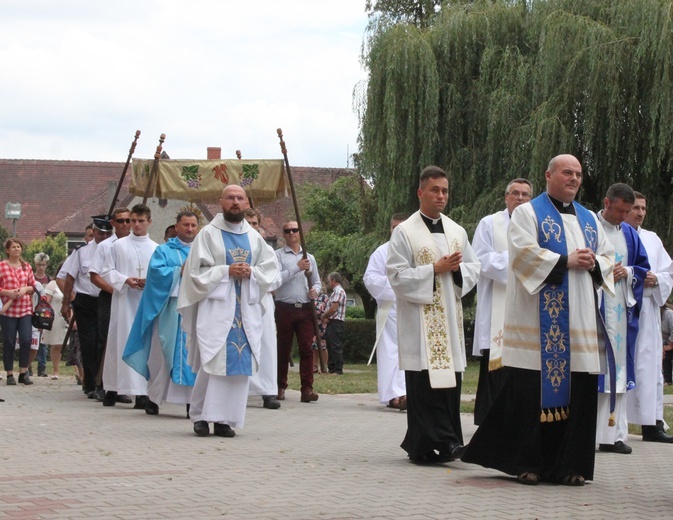 Z Wniebowziętą w Ligocie Książęcej