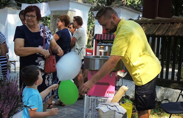 Piknik parafialny i "Bukiet ziela" w Głębowicach - 2018