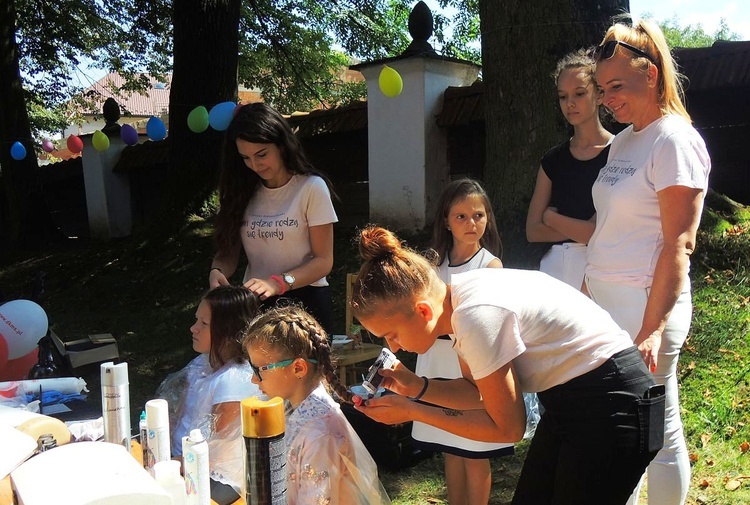 Piknik parafialny i "Bukiet ziela" w Głębowicach - 2018