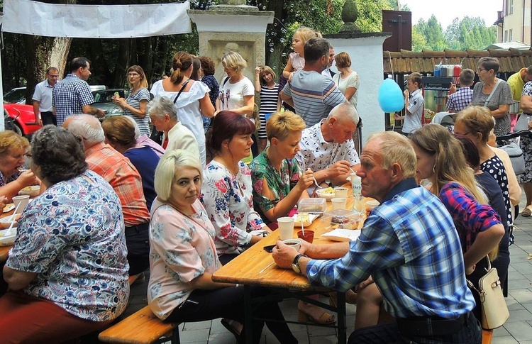 Piknik parafialny i "Bukiet ziela" w Głębowicach - 2018