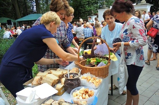 Piknik parafialny i "Bukiet ziela" w Głębowicach - 2018