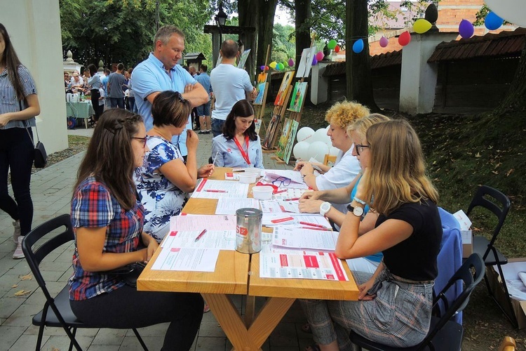 Piknik parafialny i "Bukiet ziela" w Głębowicach - 2018