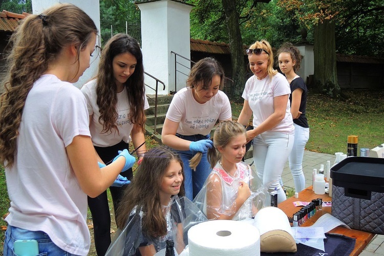 Piknik parafialny i "Bukiet ziela" w Głębowicach - 2018