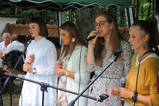 Piknik parafialny i "Bukiet ziela" w Głębowicach - 2018