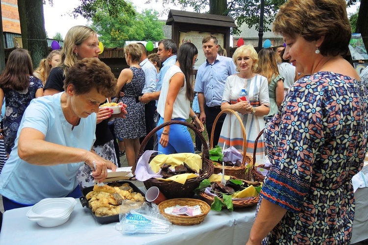 Piknik parafialny i "Bukiet ziela" w Głębowicach - 2018