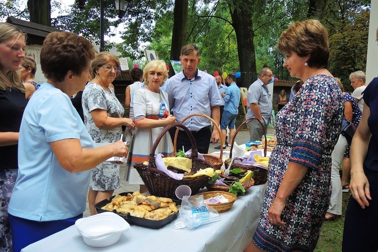 Piknik parafialny i "Bukiet ziela" w Głębowicach - 2018