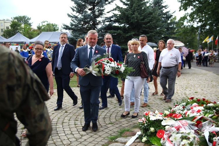 Obchody Święta Wojska Polskiego w Skierniewicach