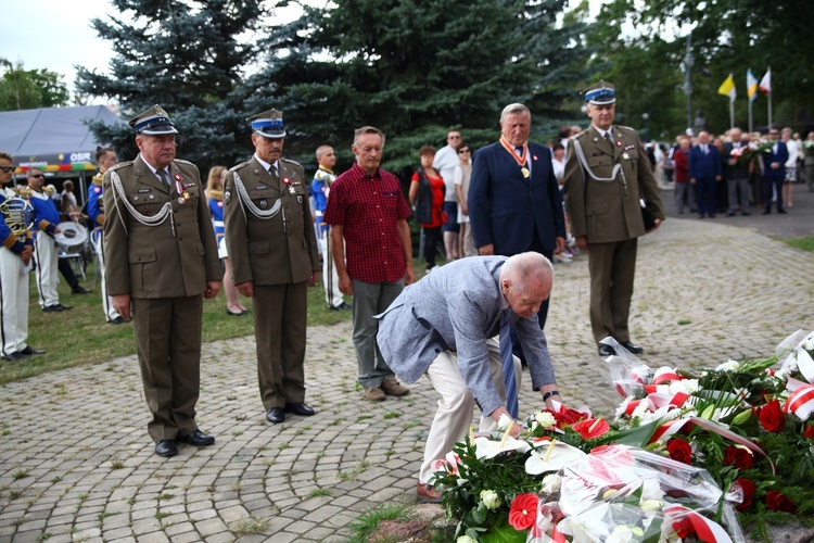 Obchody Święta Wojska Polskiego w Skierniewicach