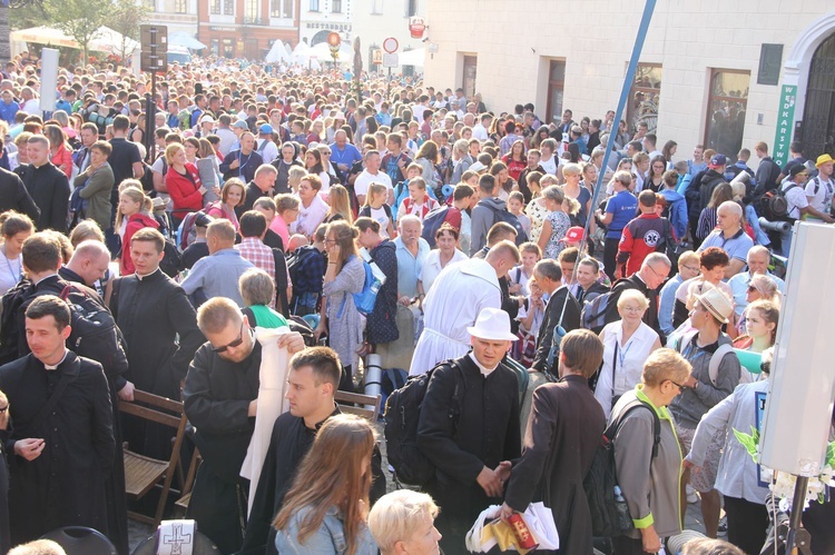 Msza św. na rozpoczęcie 36. PPT na Jasną Górę