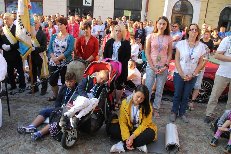 Msza św. na rozpoczęcie 36. PPT na Jasną Górę