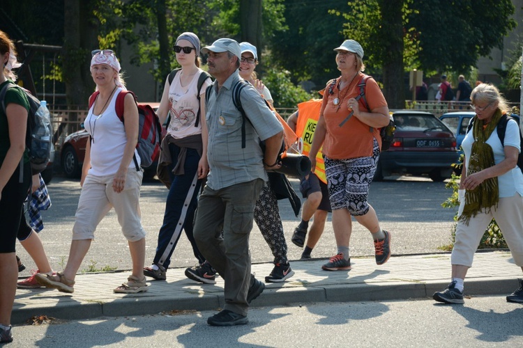 Kilkanaście kilometrów przed Jasną Górą