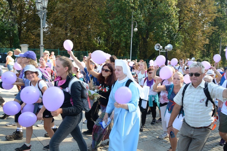 "Jedynki" na ostatniej prostej