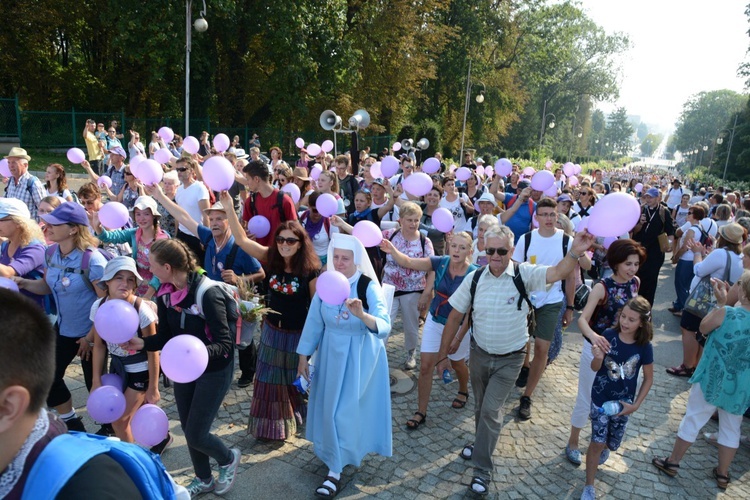 "Jedynki" na ostatniej prostej