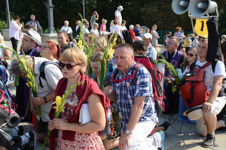 "Jedynki" na ostatniej prostej