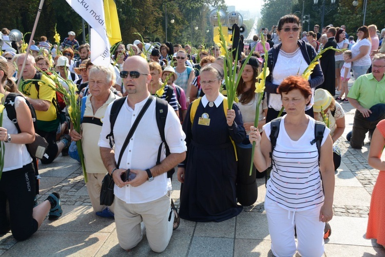 "Jedynki" na ostatniej prostej