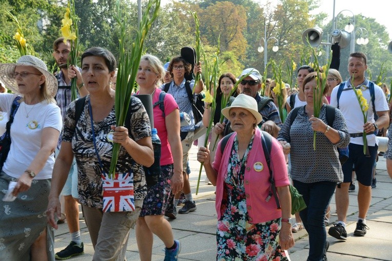 "Jedynki" na ostatniej prostej