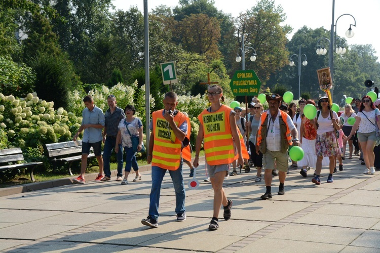 "Jedynki" na ostatniej prostej