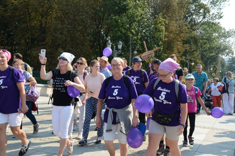 "Piątki" u celu drogi