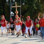 "Szóstki" meldują się u Matki Bożej