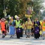 "Szóstki" meldują się u Matki Bożej