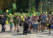 "Szóstki" meldują się u Matki Bożej