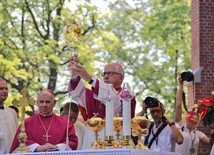 Wdzięczni Bogu i ludziom